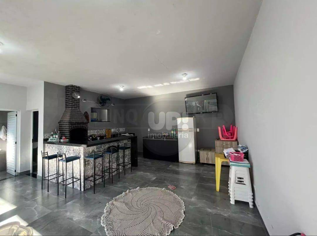 Casa à venda com 2 quartos, 140m² - Foto 9