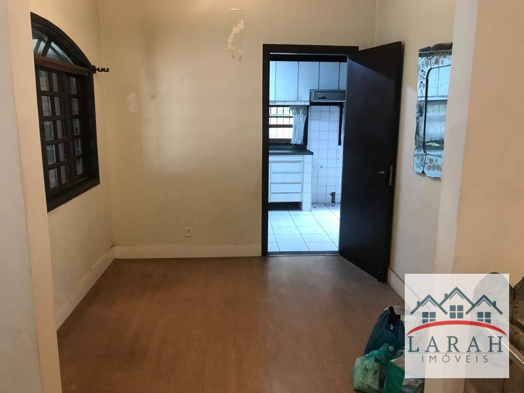 Casa à venda com 3 quartos, 150m² - Foto 13