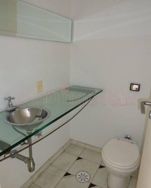 Apartamento à venda com 3 quartos, 226m² - Foto 19