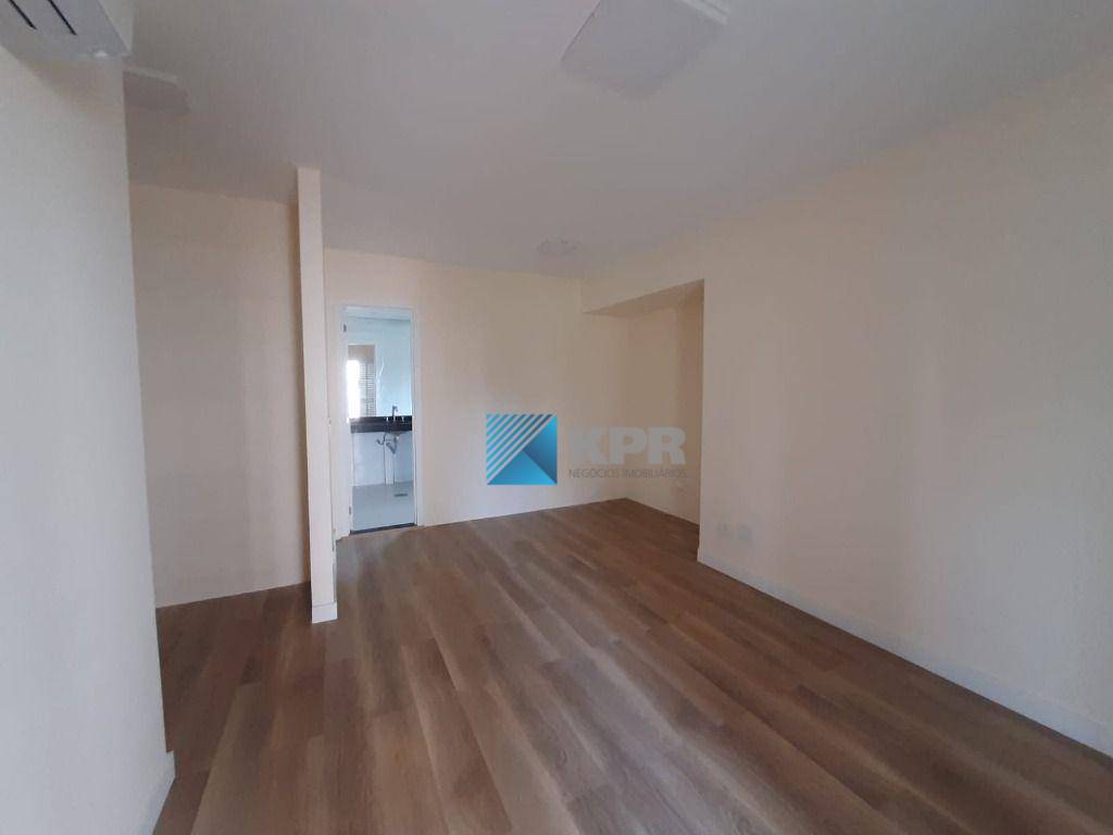 Apartamento à venda com 4 quartos, 190m² - Foto 14