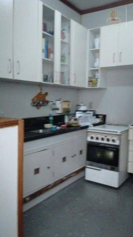 Apartamento à venda com 2 quartos, 139m² - Foto 2