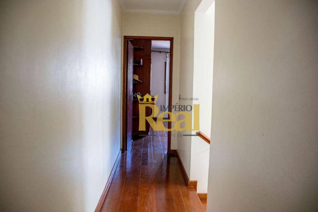 Sobrado à venda com 3 quartos, 300m² - Foto 17