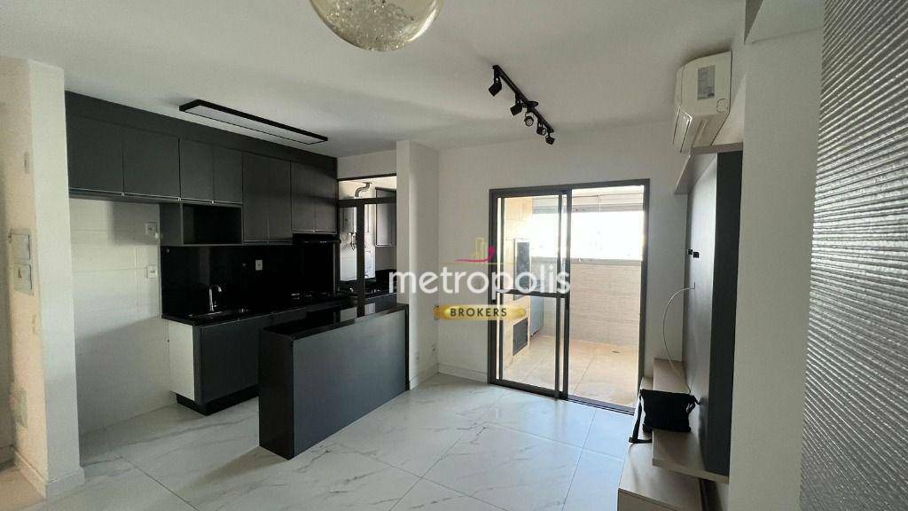 Apartamento à venda com 2 quartos, 67m² - Foto 2