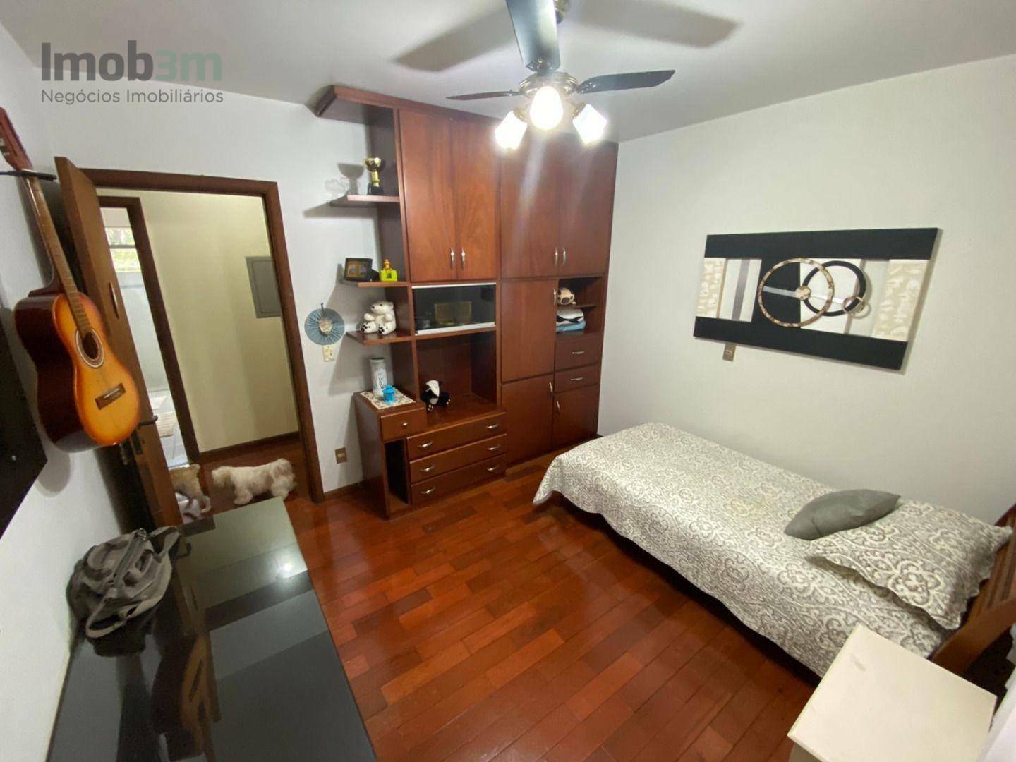 Sobrado à venda com 4 quartos, 360m² - Foto 34