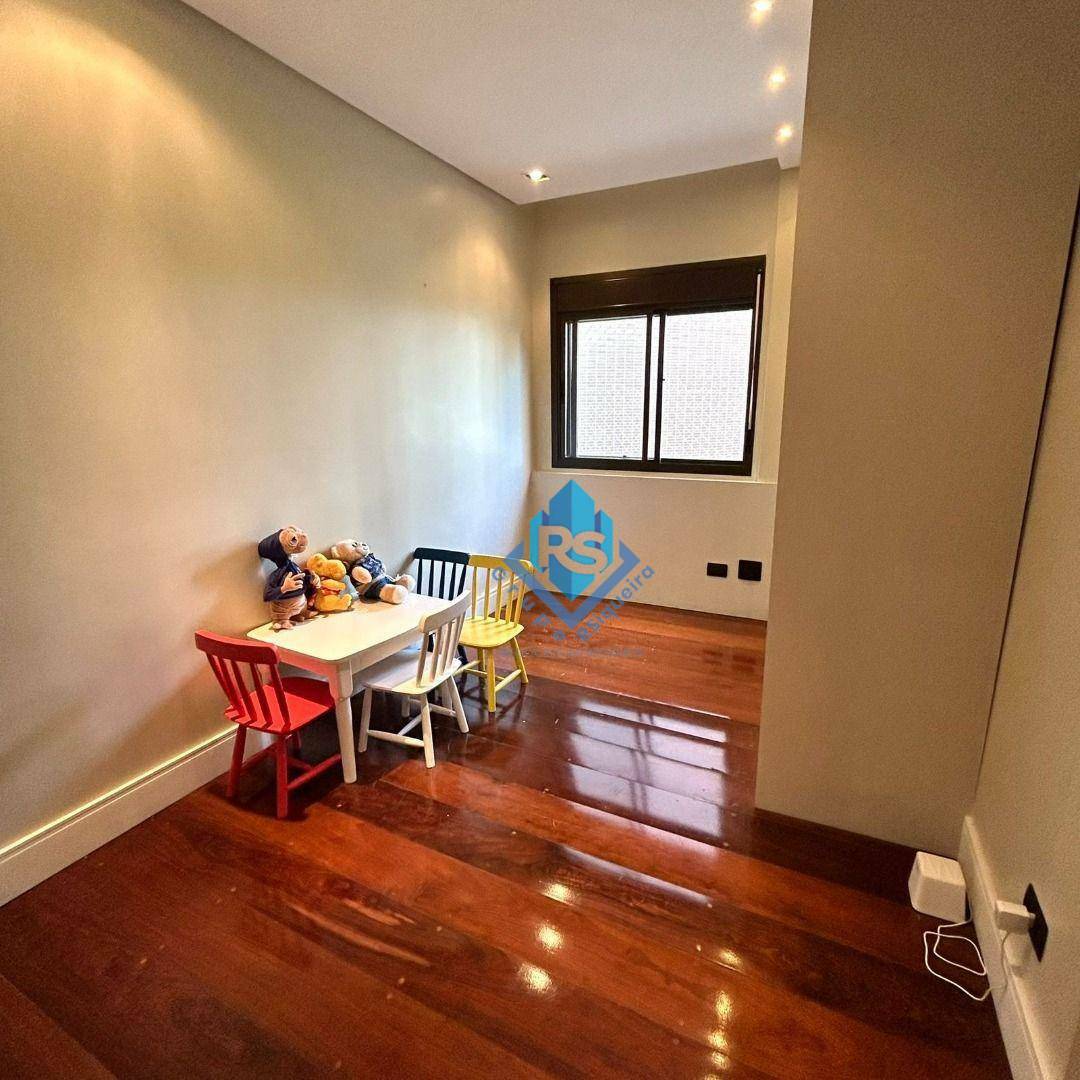 Apartamento à venda com 4 quartos, 207m² - Foto 15