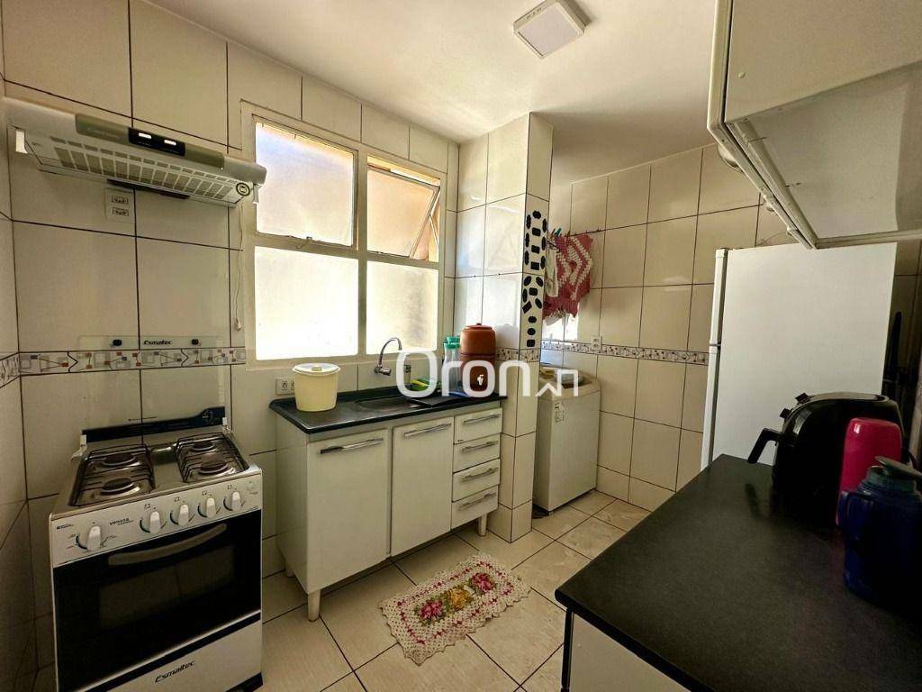 Apartamento à venda com 2 quartos, 52m² - Foto 4