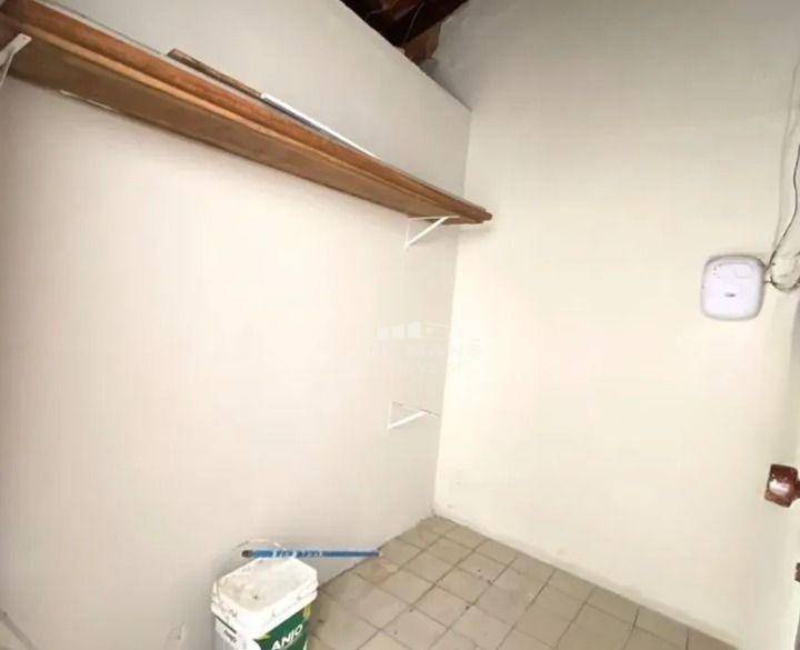 Casa para alugar com 4 quartos, 210m² - Foto 17