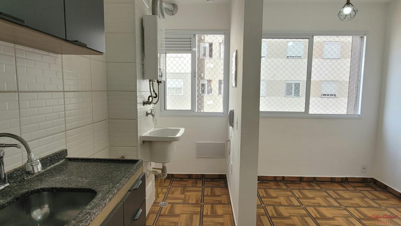 Apartamento à venda com 2 quartos, 33m² - Foto 4