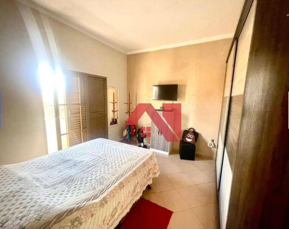 Casa à venda com 2 quartos, 240m² - Foto 9