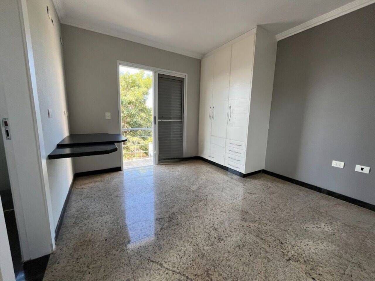 Casa à venda com 5 quartos, 450m² - Foto 21