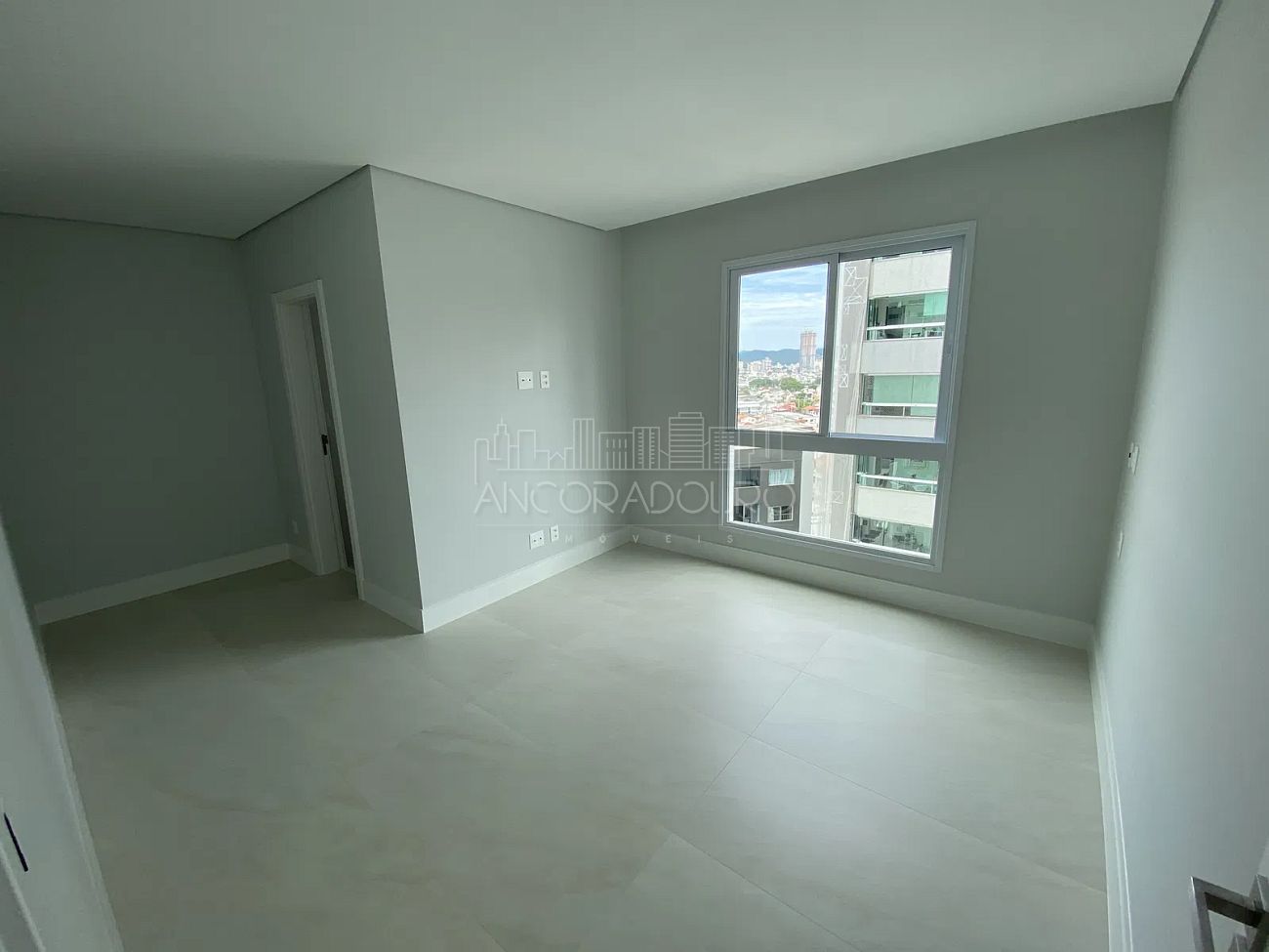 Apartamento à venda com 4 quartos, 132m² - Foto 25