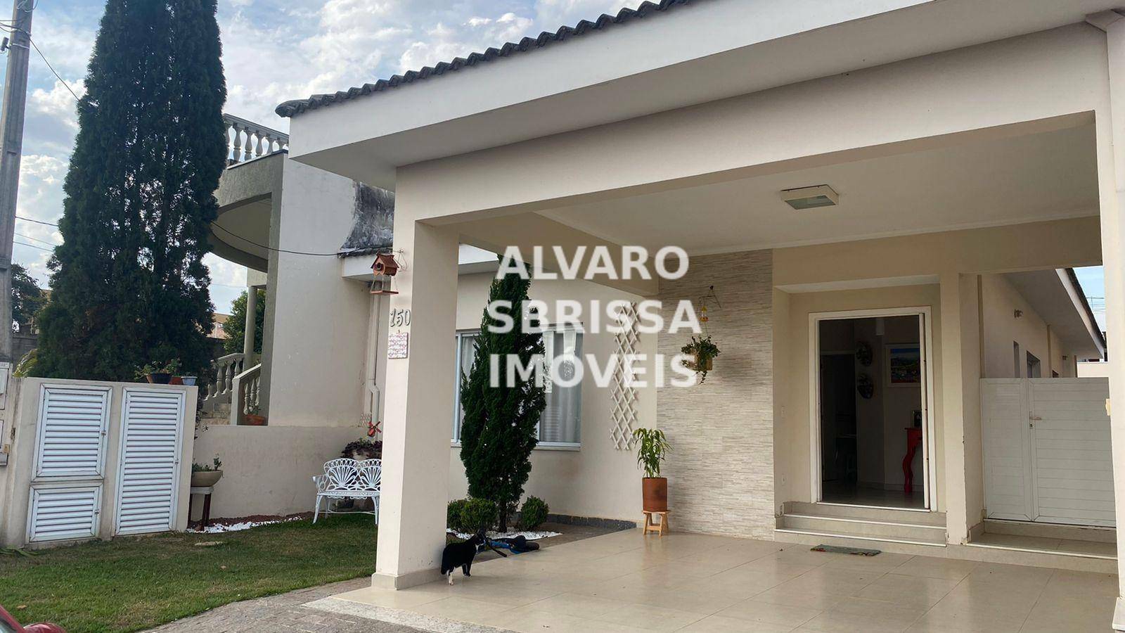 Casa de Condomínio à venda com 3 quartos, 187m² - Foto 1