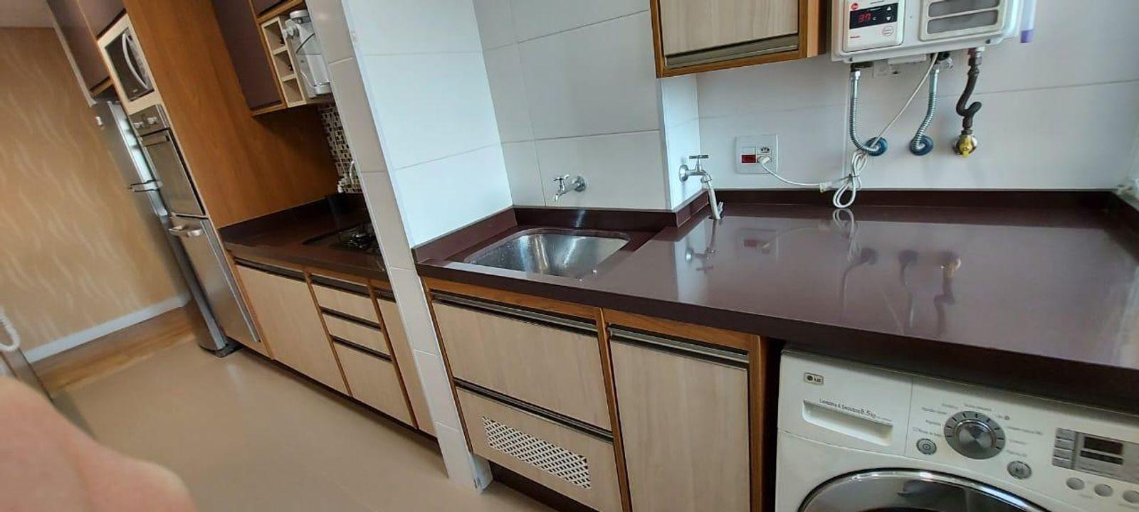 Apartamento à venda com 3 quartos, 87m² - Foto 10