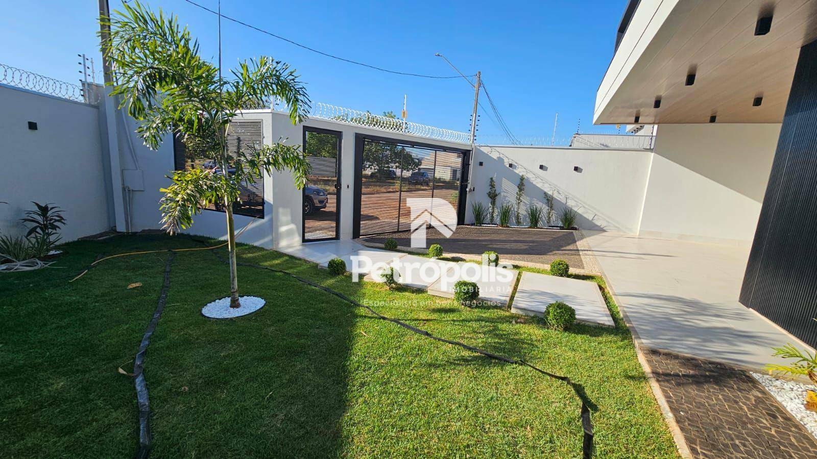 Casa à venda com 3 quartos, 200m² - Foto 4