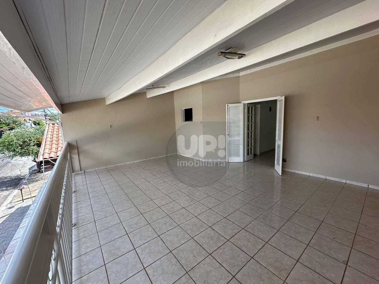 Casa à venda com 3 quartos, 231m² - Foto 10