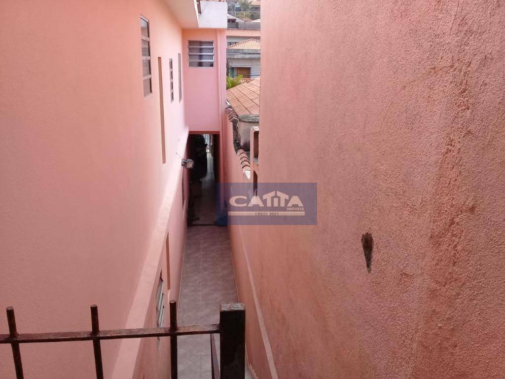 Sobrado à venda com 3 quartos, 230m² - Foto 32