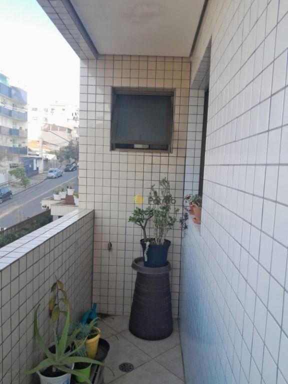 Apartamento para alugar com 3 quartos, 130m² - Foto 10