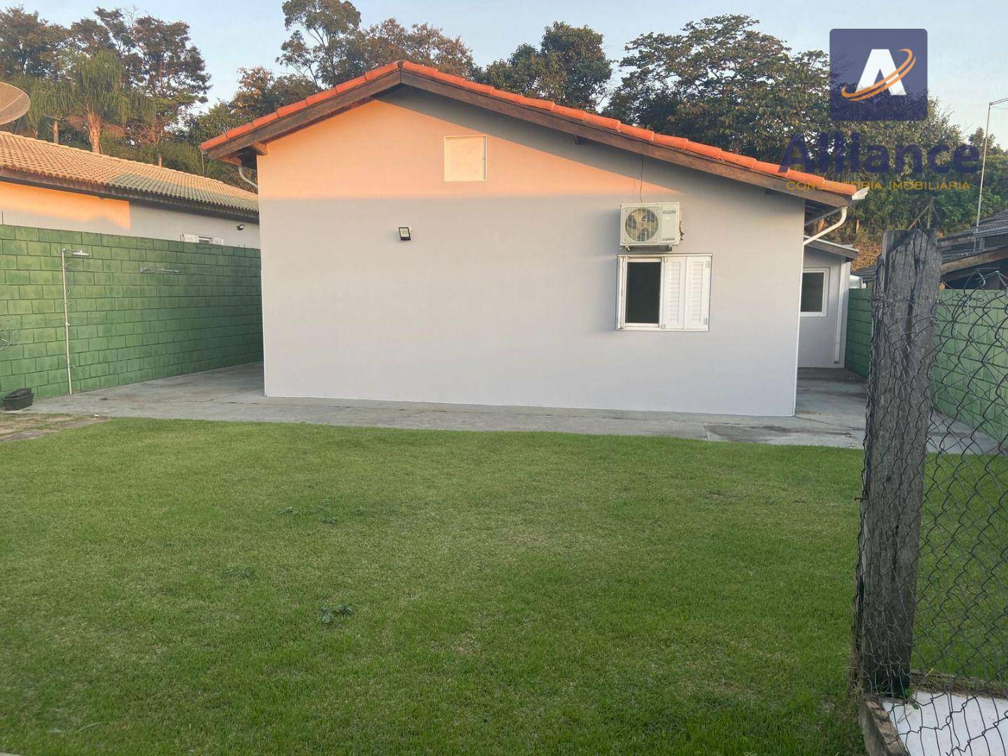 Casa de Condomínio para alugar com 3 quartos, 170m² - Foto 16