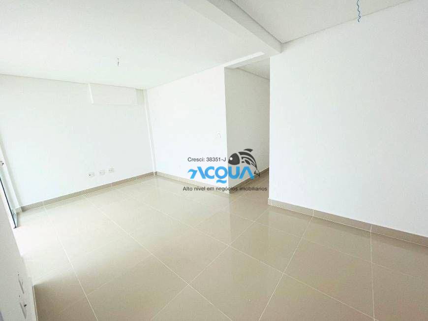 Apartamento à venda com 2 quartos, 70m² - Foto 7