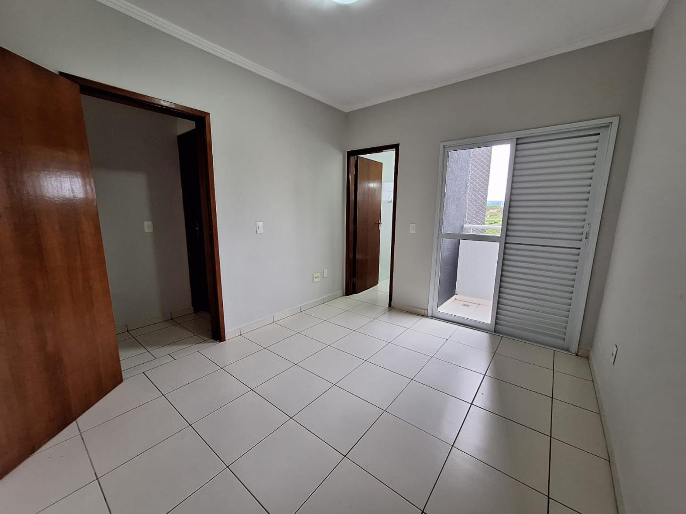 Apartamento à venda com 3 quartos, 86m² - Foto 8