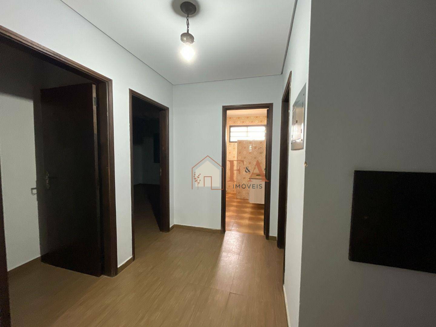 Casa à venda com 4 quartos, 302m² - Foto 17