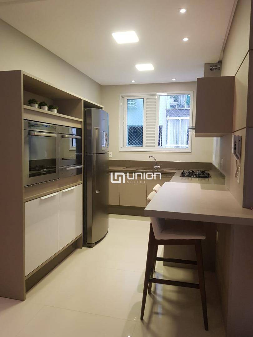 Apartamento à venda com 3 quartos, 128m² - Foto 5