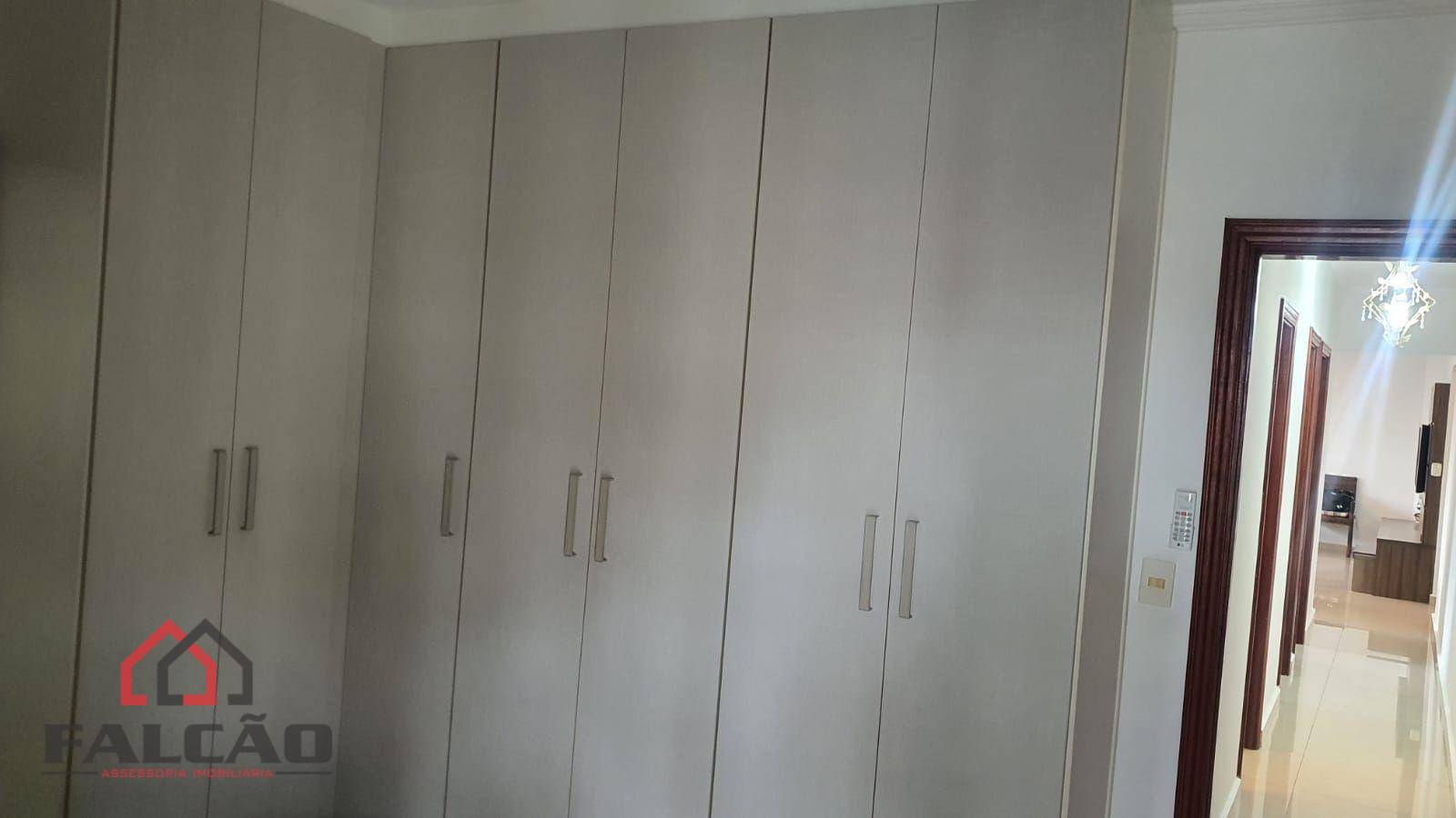 Apartamento à venda com 3 quartos, 120m² - Foto 10