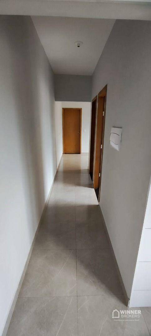 Casa à venda com 2 quartos, 70m² - Foto 7