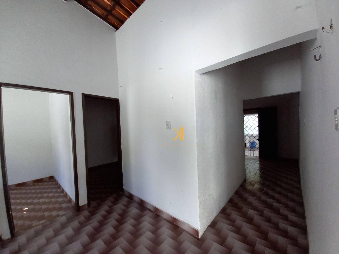 Casa à venda com 2 quartos, 170m² - Foto 17