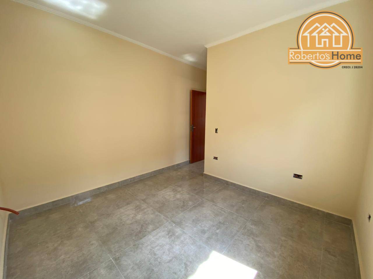 Casa à venda com 2 quartos, 83m² - Foto 9