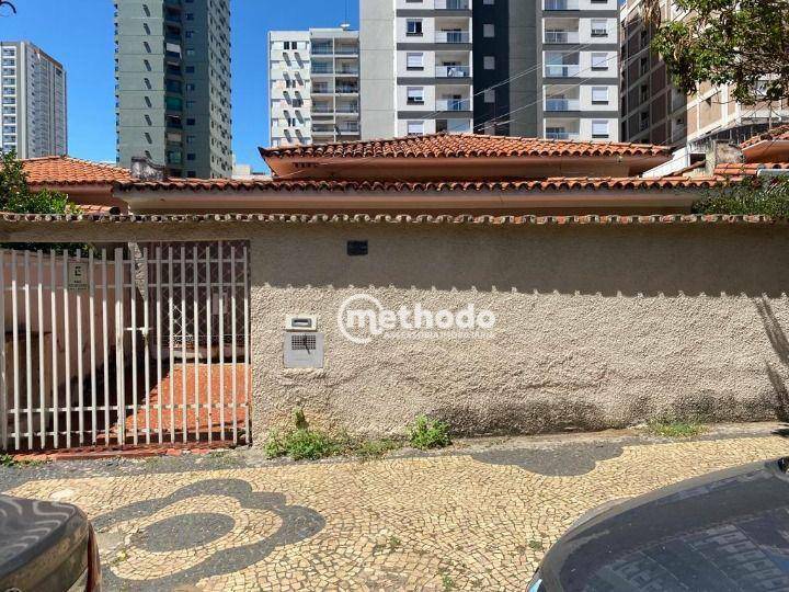 Casa à venda com 3 quartos, 179m² - Foto 2