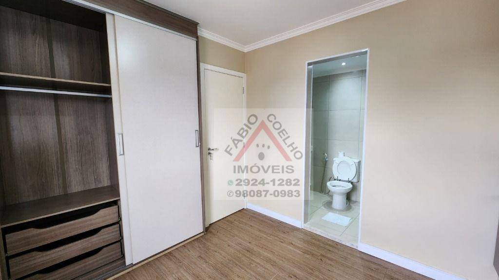 Apartamento à venda com 3 quartos, 75m² - Foto 11