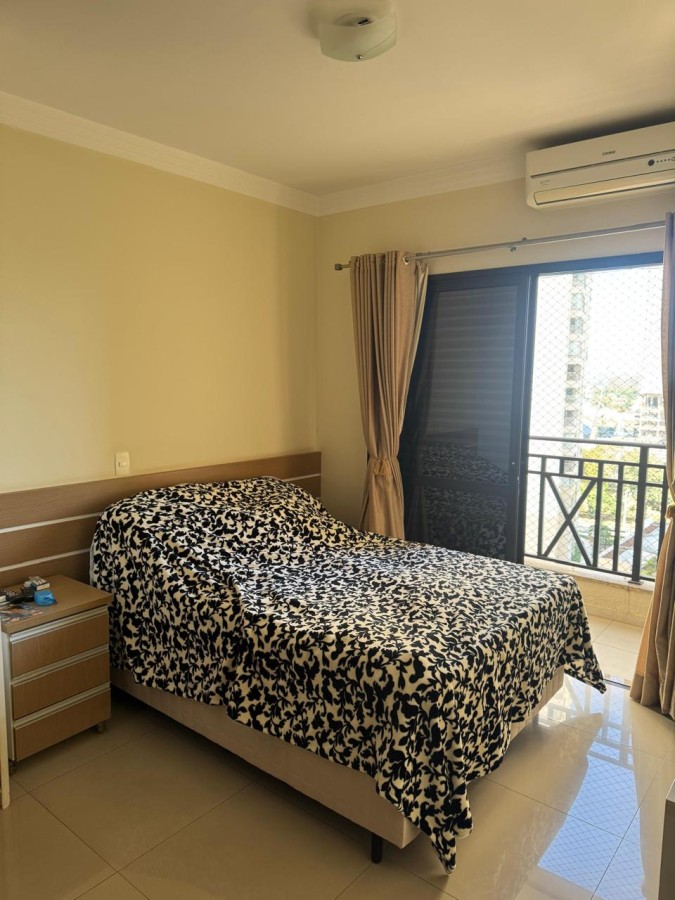 Apartamento à venda com 4 quartos, 157m² - Foto 12