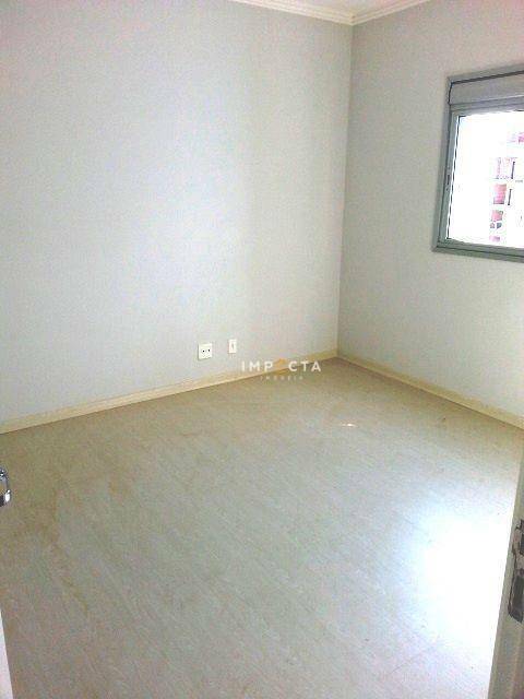 Apartamento à venda com 3 quartos, 107m² - Foto 11