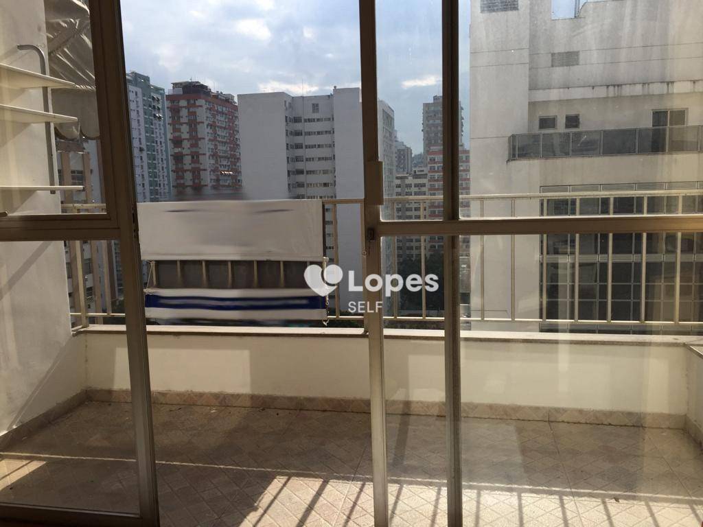 Apartamento à venda com 3 quartos, 88m² - Foto 2