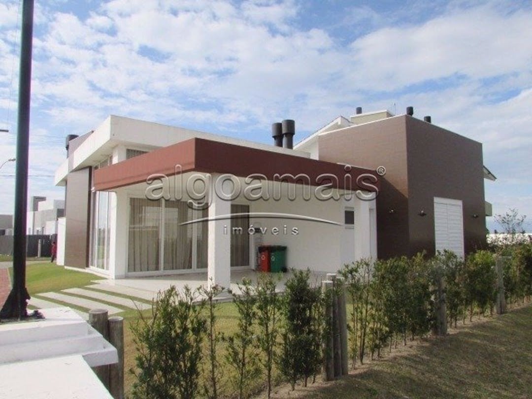 Casa de Condomínio à venda com 4 quartos, 218m² - Foto 36