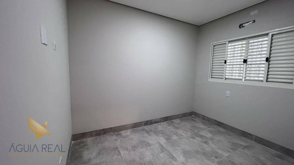 Casa à venda com 3 quartos, 120m² - Foto 5