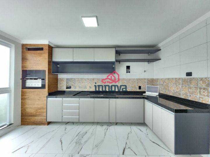 Apartamento à venda com 3 quartos, 76m² - Foto 1