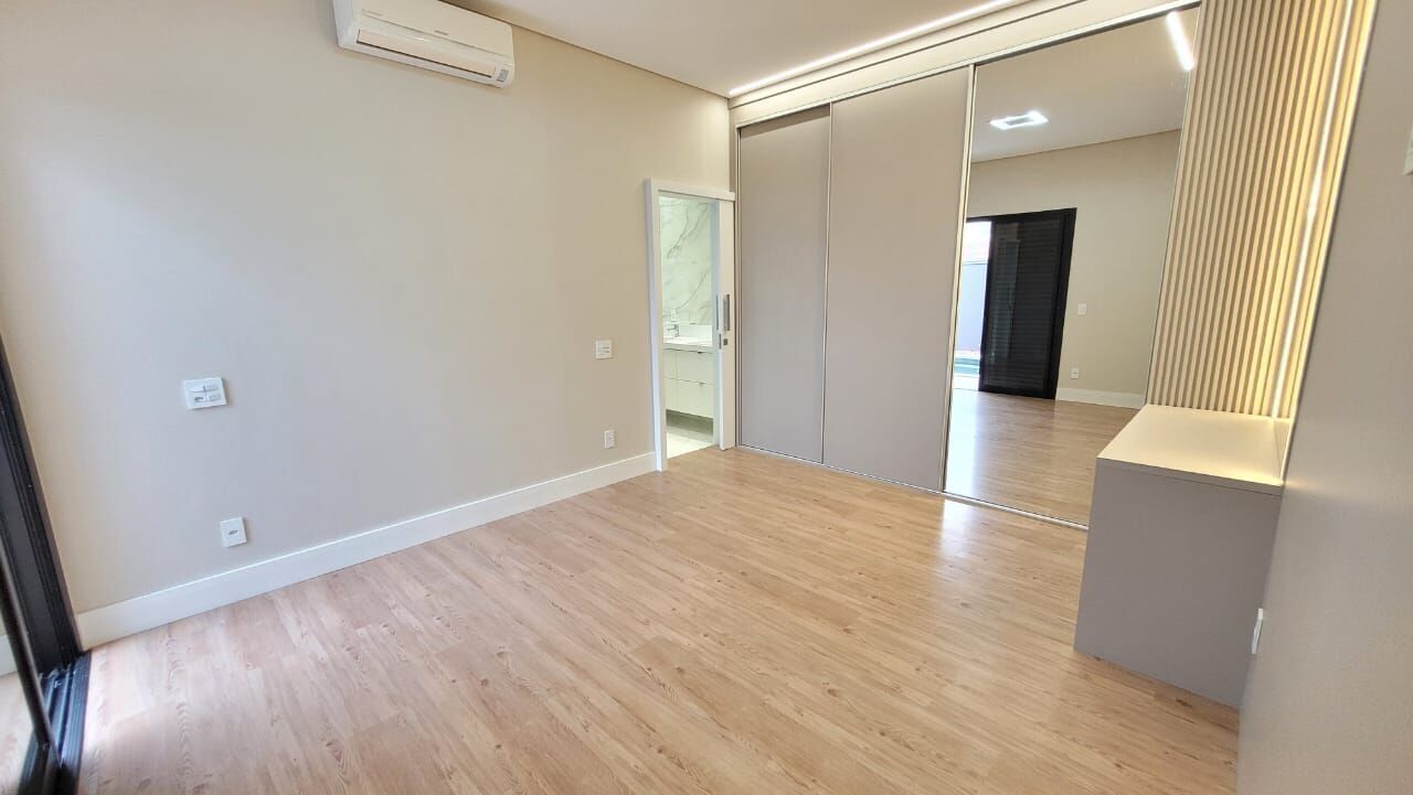 Casa à venda com 3 quartos, 190m² - Foto 9