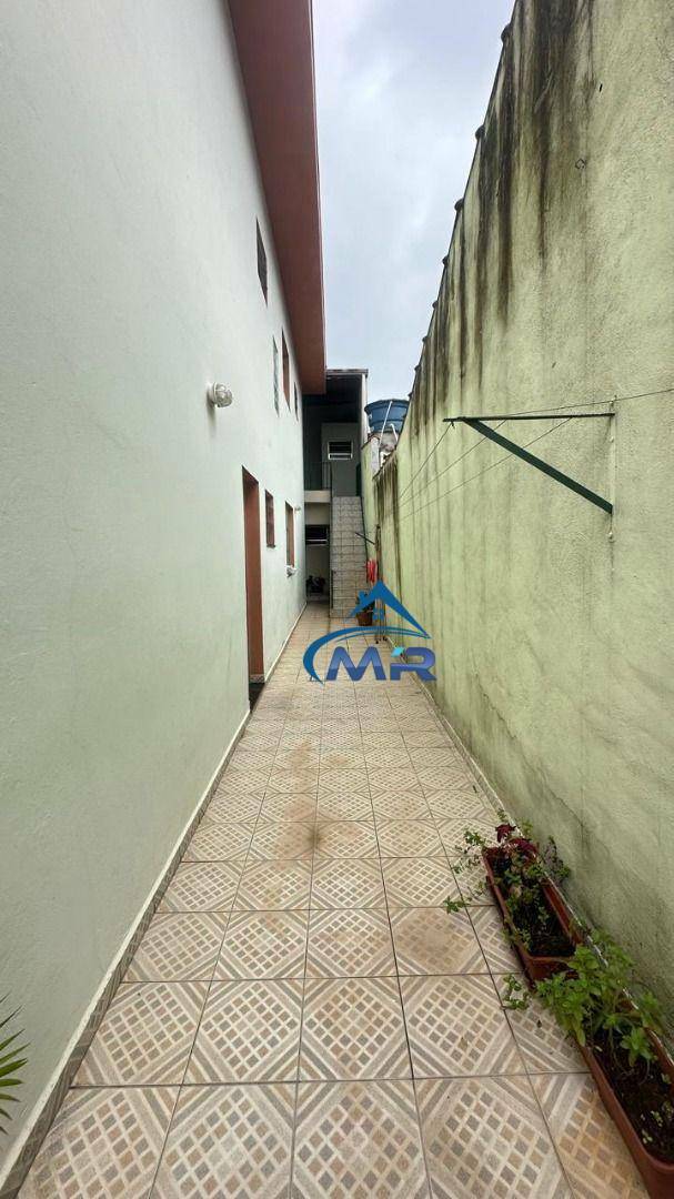 Sobrado à venda com 3 quartos, 150m² - Foto 3