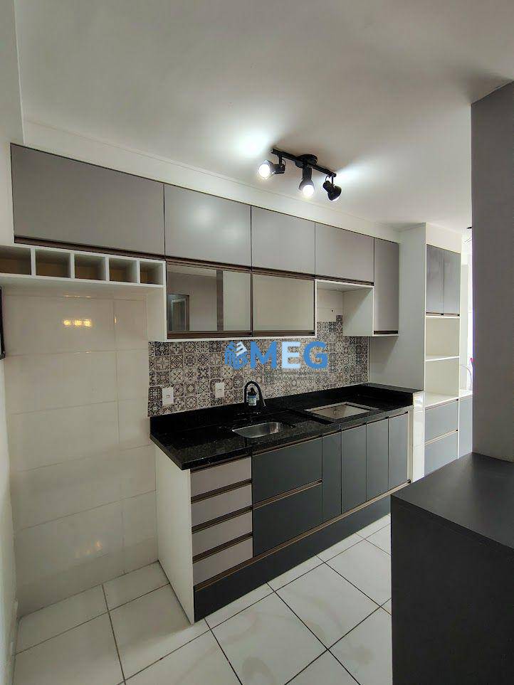 Apartamento para alugar com 2 quartos, 50m² - Foto 9