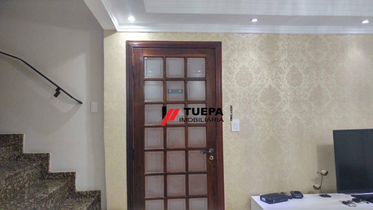 Sobrado à venda com 2 quartos, 185m² - Foto 13