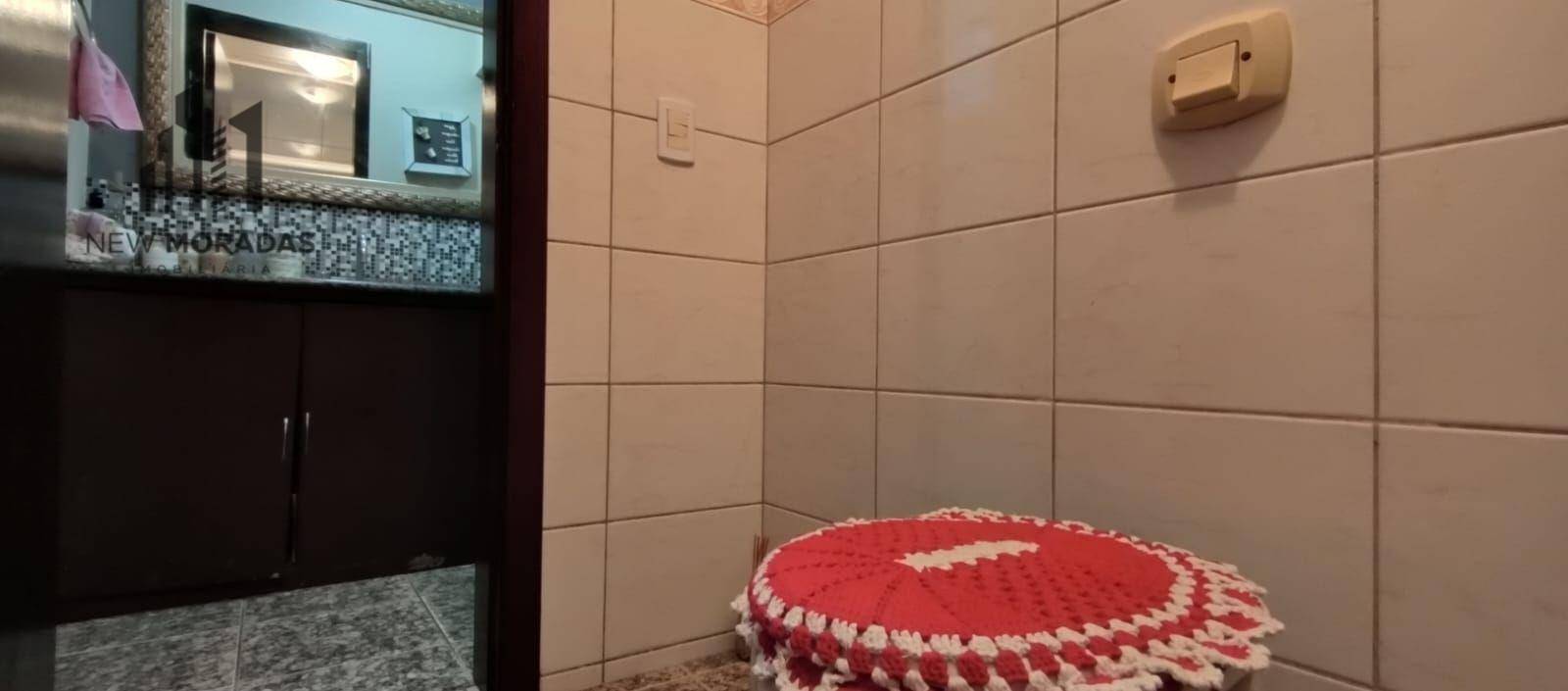 Casa à venda com 3 quartos, 300m² - Foto 16