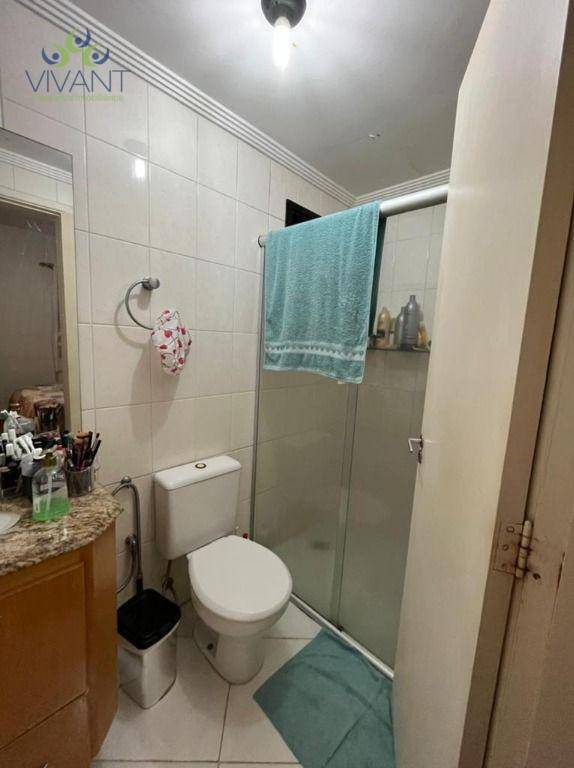 Apartamento à venda com 3 quartos, 75m² - Foto 18