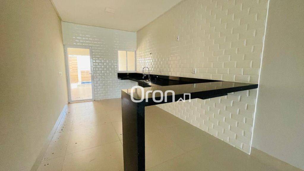 Casa à venda com 3 quartos, 143m² - Foto 4