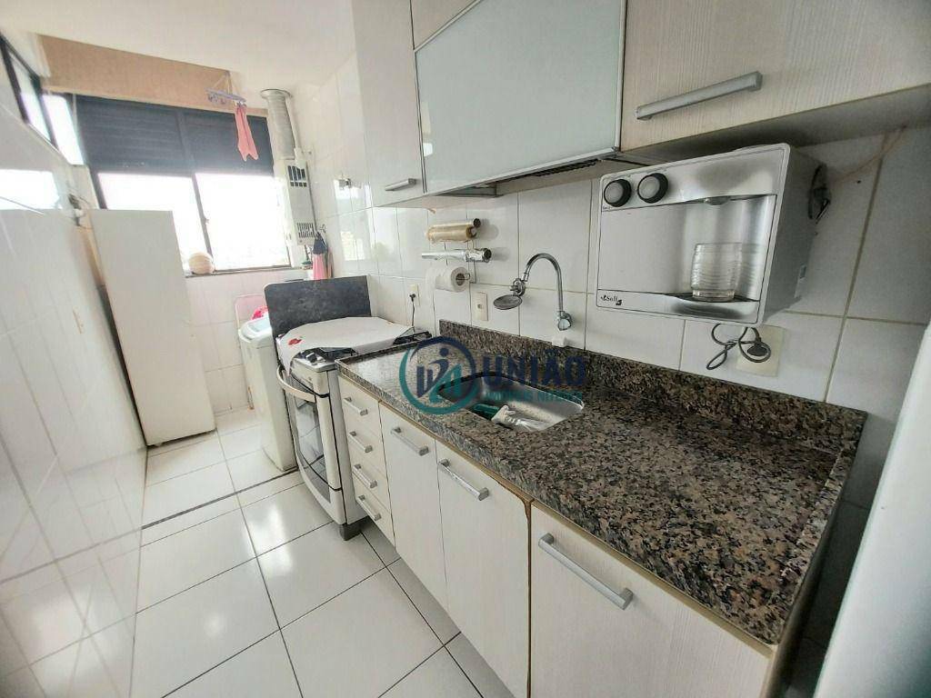 Apartamento à venda com 3 quartos, 75m² - Foto 5