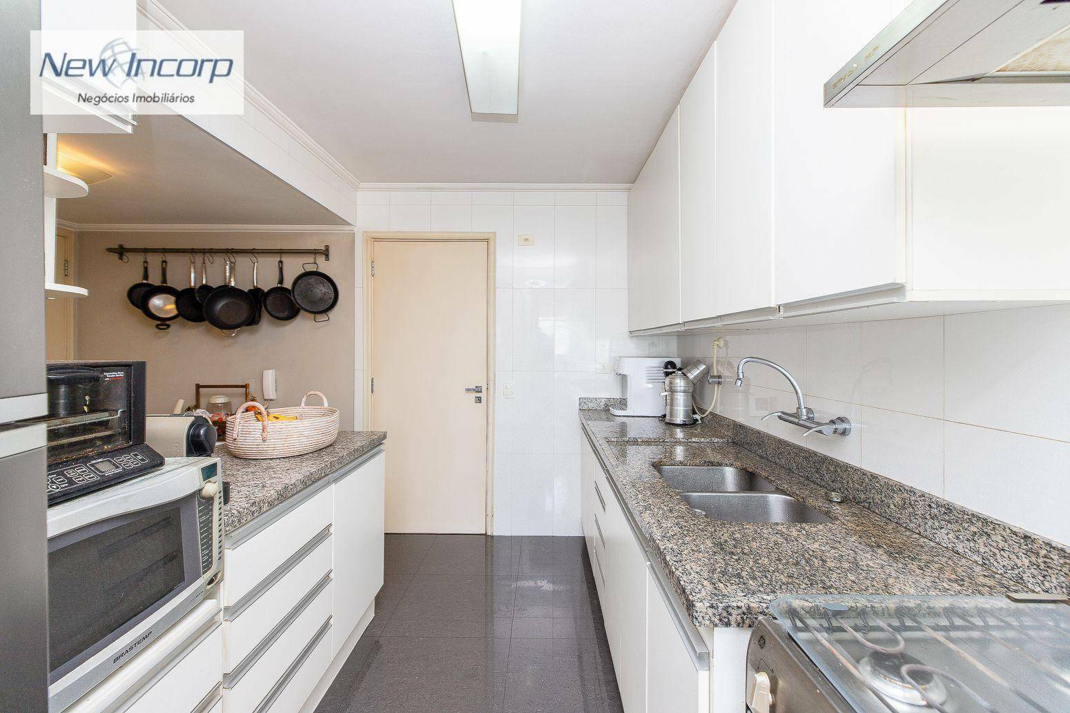 Apartamento à venda com 4 quartos, 166m² - Foto 33