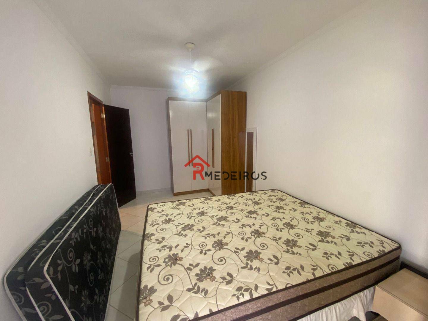 Apartamento à venda com 1 quarto, 56m² - Foto 13