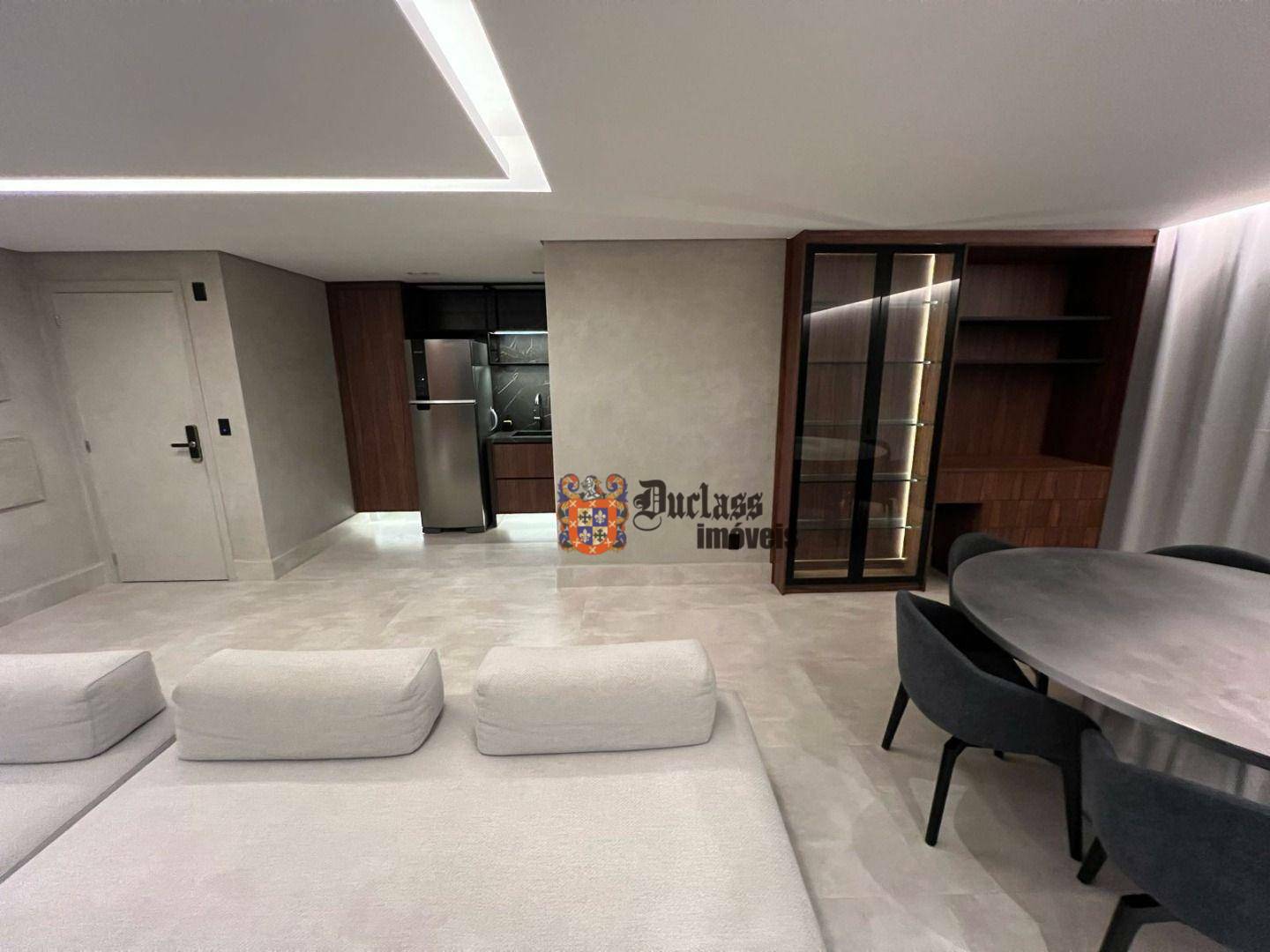 Apartamento à venda com 3 quartos, 106m² - Foto 4