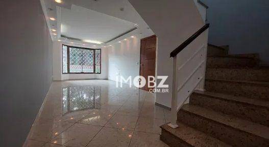 Casa à venda com 3 quartos, 200m² - Foto 4